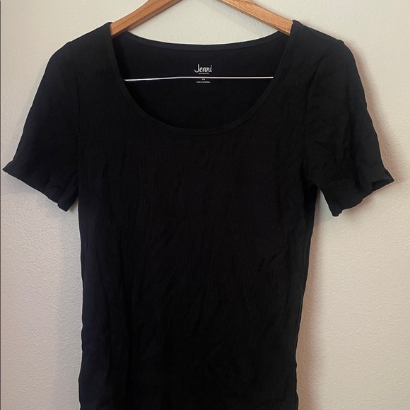 Jenni Elegant Black Tee - Picture 1 of 4